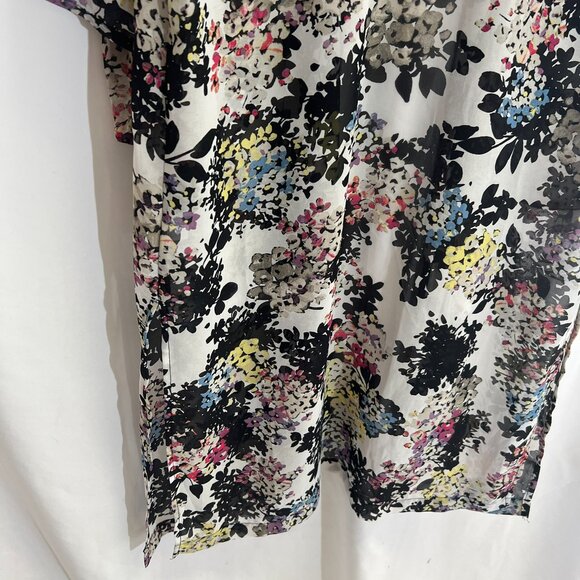 Westport Floral Housecoat or beach cover up with collar, ruffle detail on sleeve - Picture 11 of 12